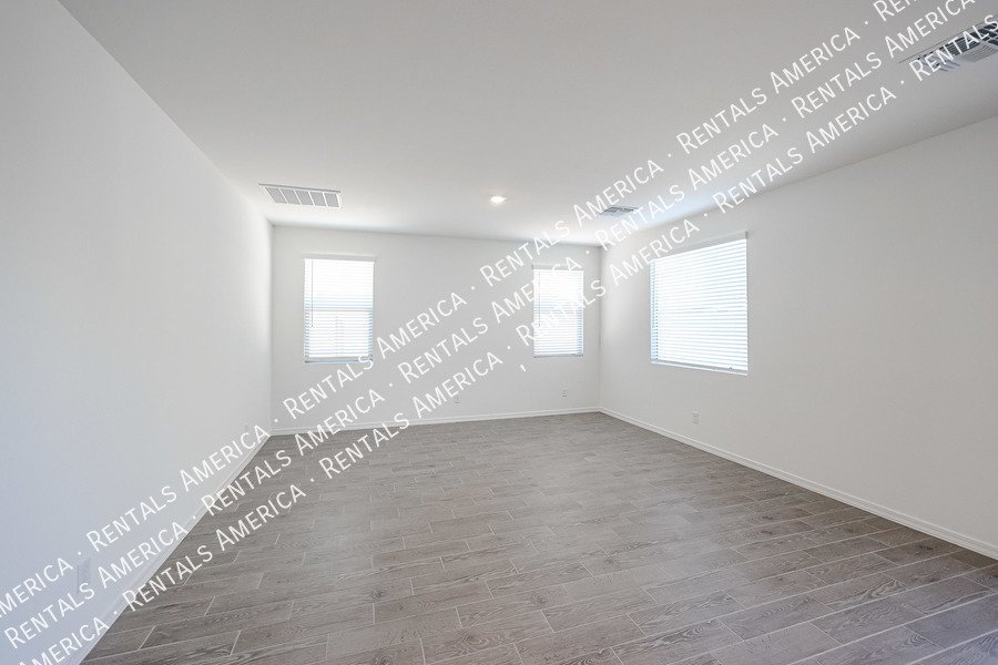 Beautiful Home in Eastmark property image