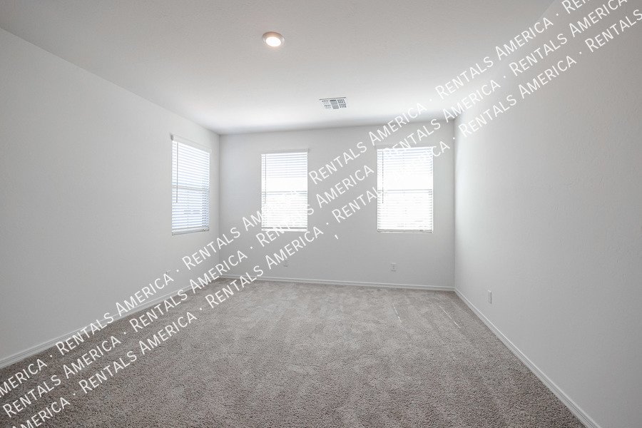 Beautiful Home in Eastmark property image