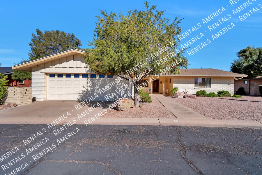Nice 3 Bdrm 2.5 Bath home in an exclusive North Mesa gated community! property image