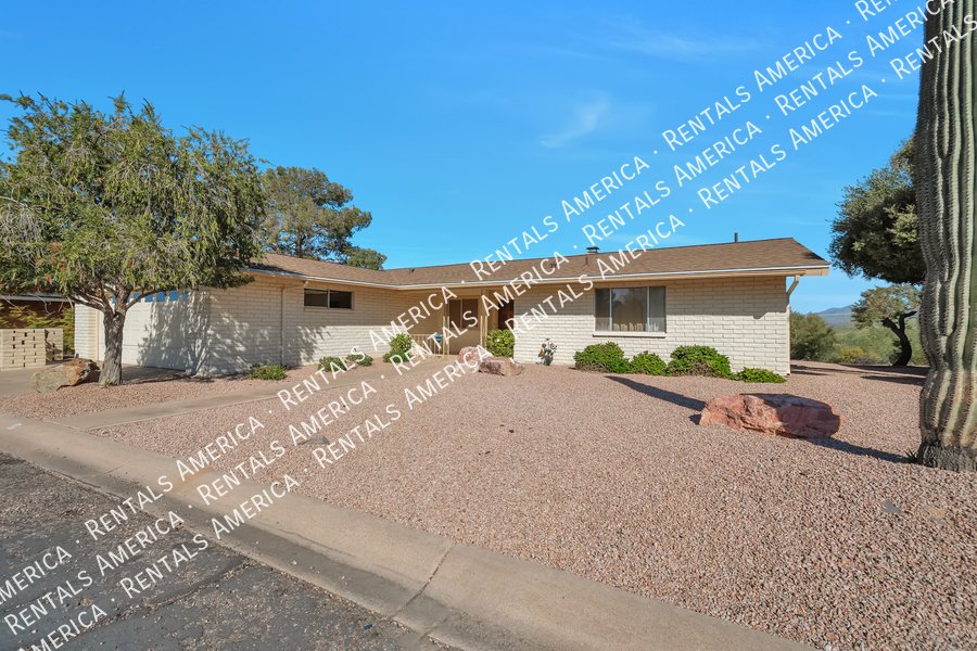 Nice 3 Bdrm 2.5 Bath home in an exclusive North Mesa gated community! property image