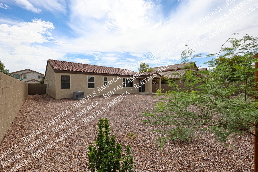 3 bedroom 2 bath iin Casa Grande property image