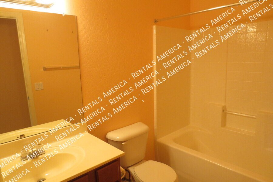 Gated Poolside Townhouse! property image