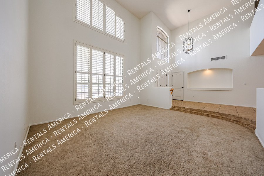 Amazing corner lot! property image