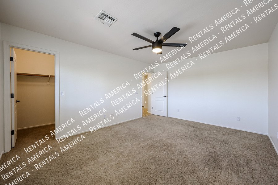 Amazing corner lot! property image