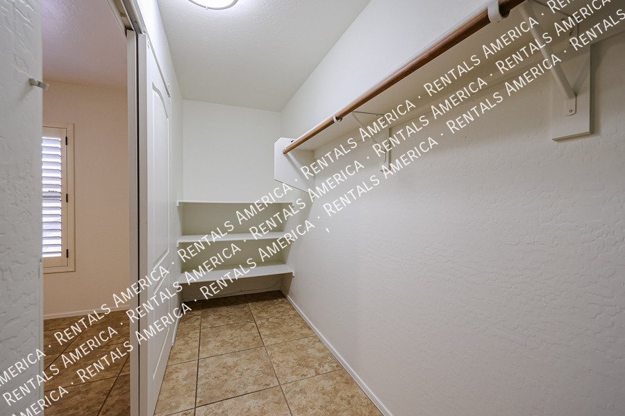 Amazing corner lot! property image