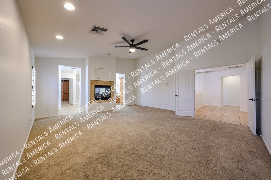 Amazing corner lot! property image