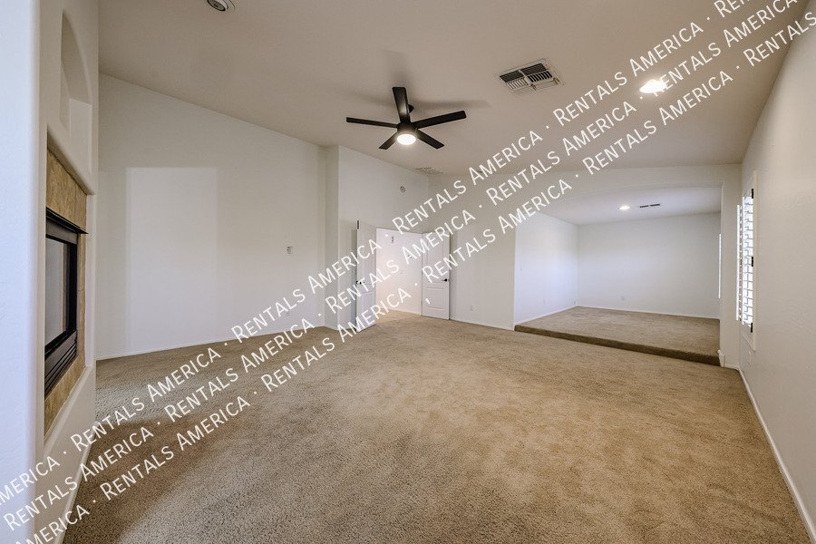 Amazing corner lot! property image