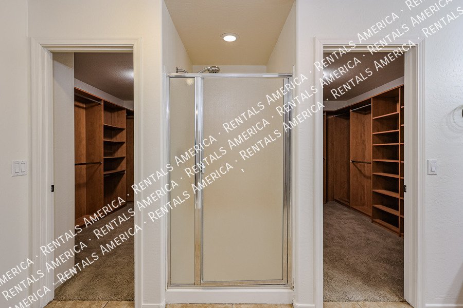 Amazing corner lot! property image