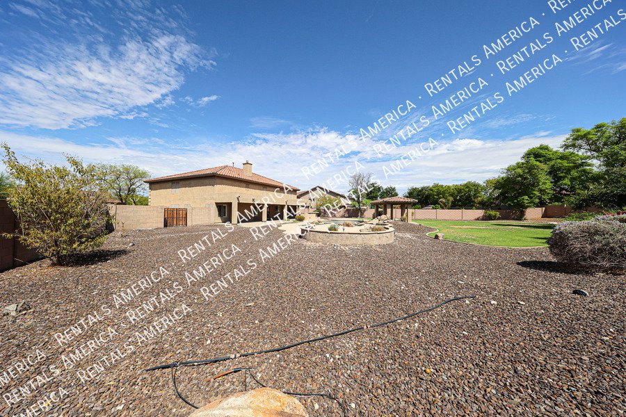 Amazing corner lot! property image