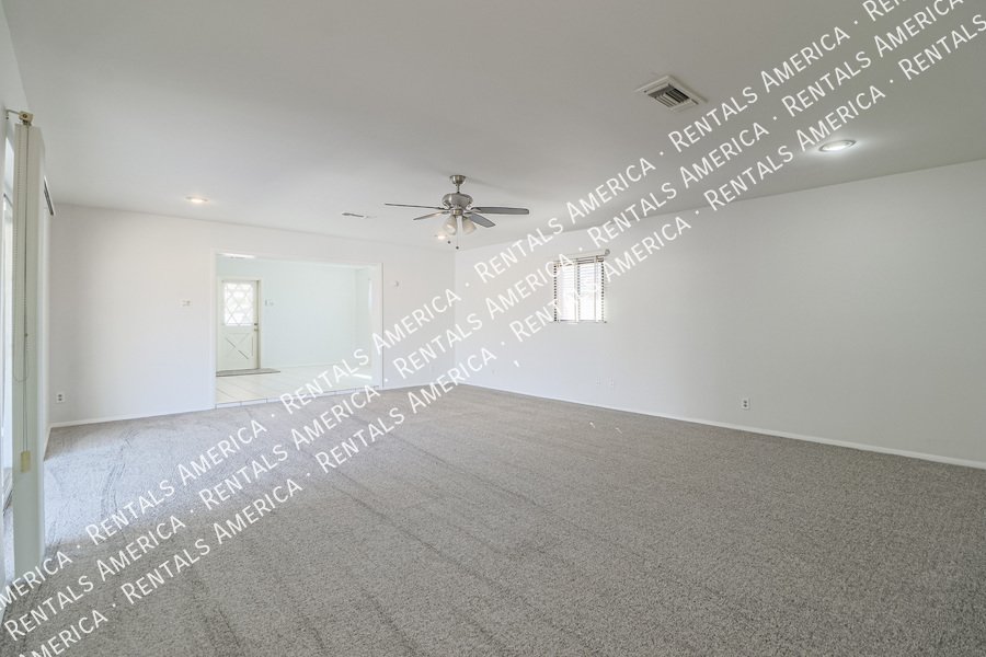 Location! Scottsdale! 3 Bedroom! Corner lot! property image