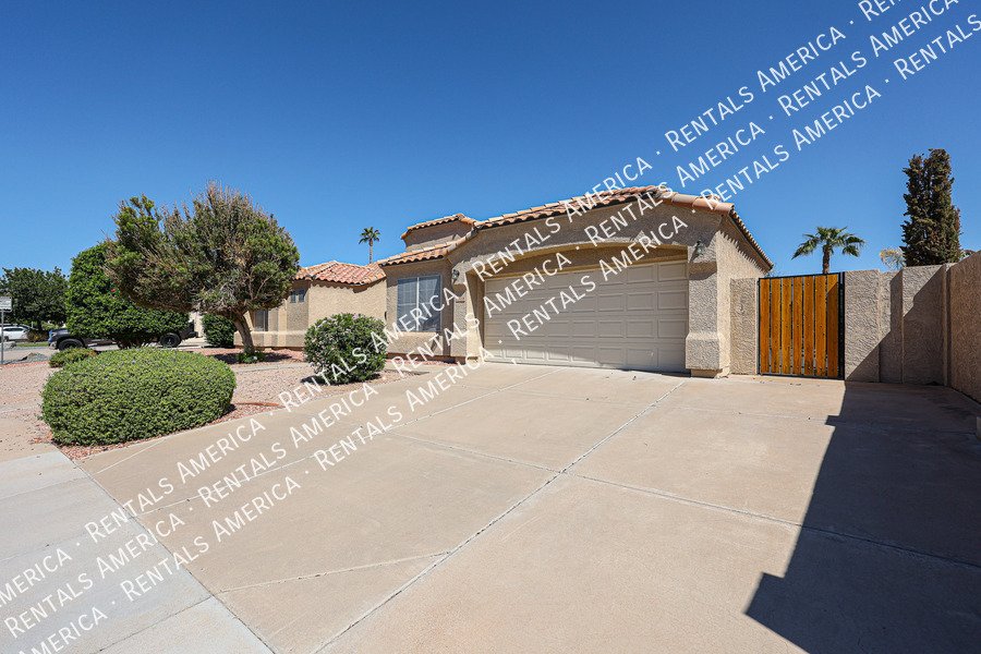 Meticulously Maintained Single Level Home property image