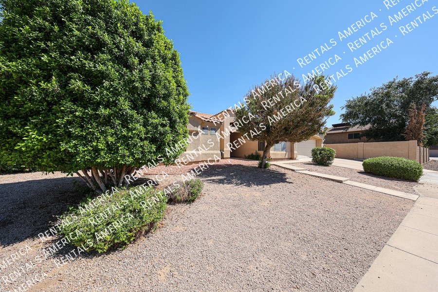 Meticulously Maintained Single Level Home property image