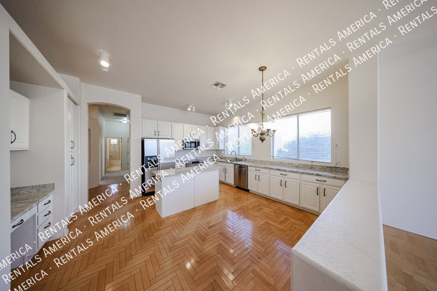 Meticulously Maintained Single Level Home property image