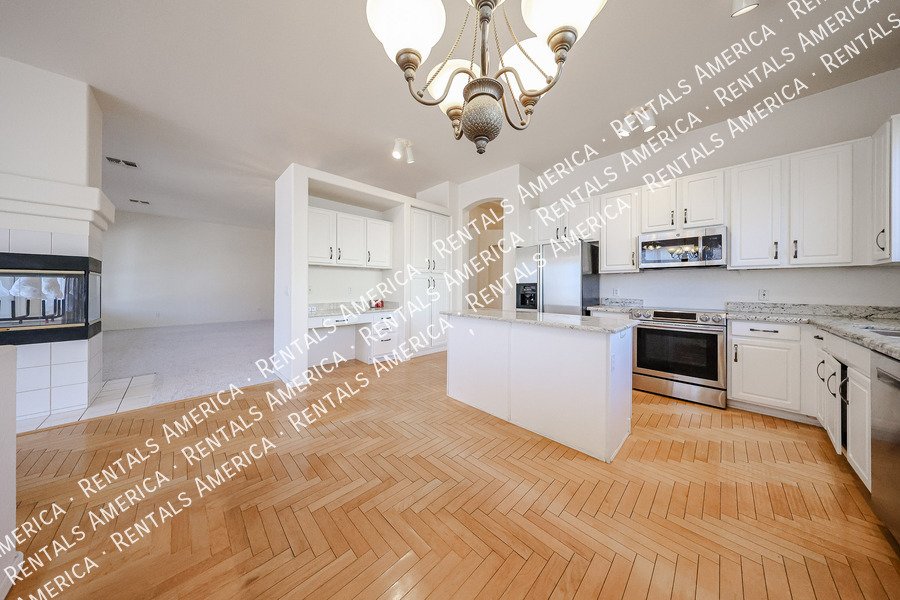 Meticulously Maintained Single Level Home property image