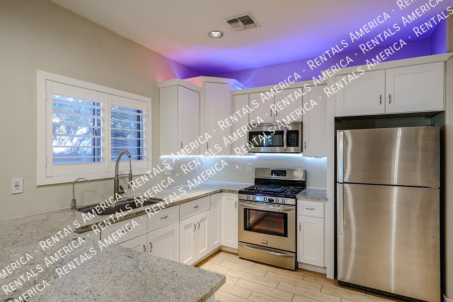 17219 N 19th Run property image