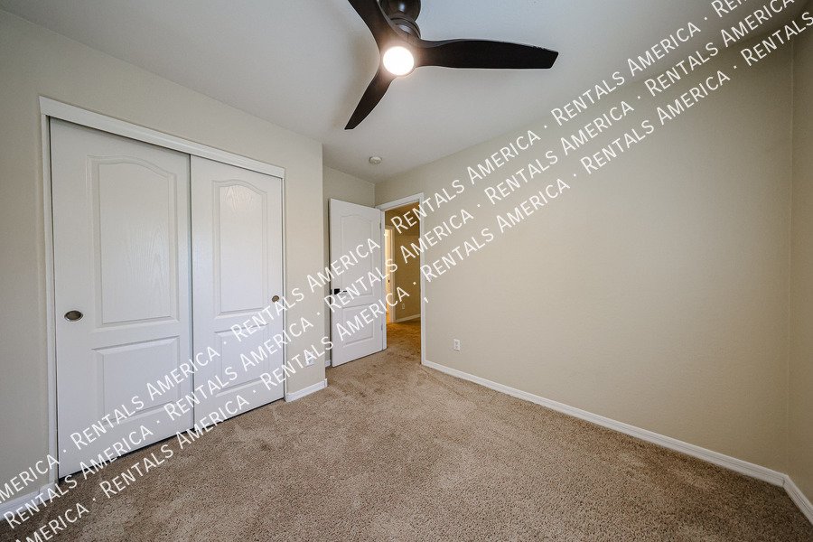 17219 N 19th Run property image