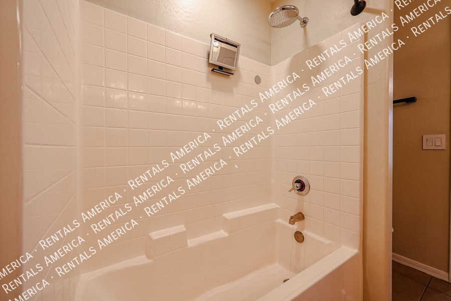 17219 N 19th Run property image