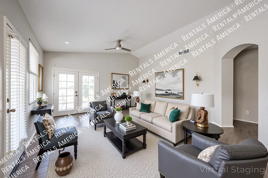 Beautiful 3/2 Home in Gilbert w/Upgrades ~ Move in Ready NOW property image