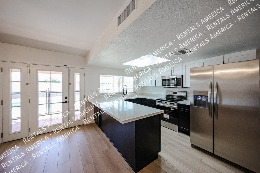 Union Hills Manor, 4-Bedroom, 2 Bath property image