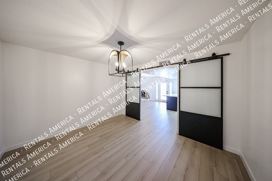 Union Hills Manor, 4-Bedroom, 2 Bath property image