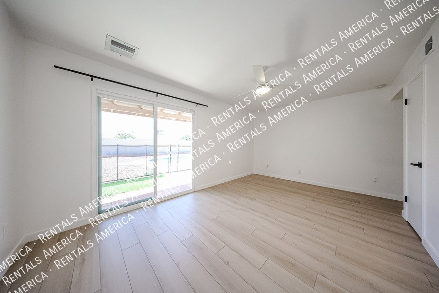 Union Hills Manor, 4-Bedroom, 2 Bath property image