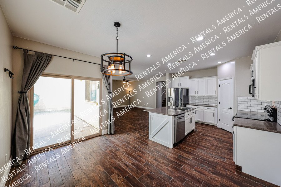 Great home in gated community! property image