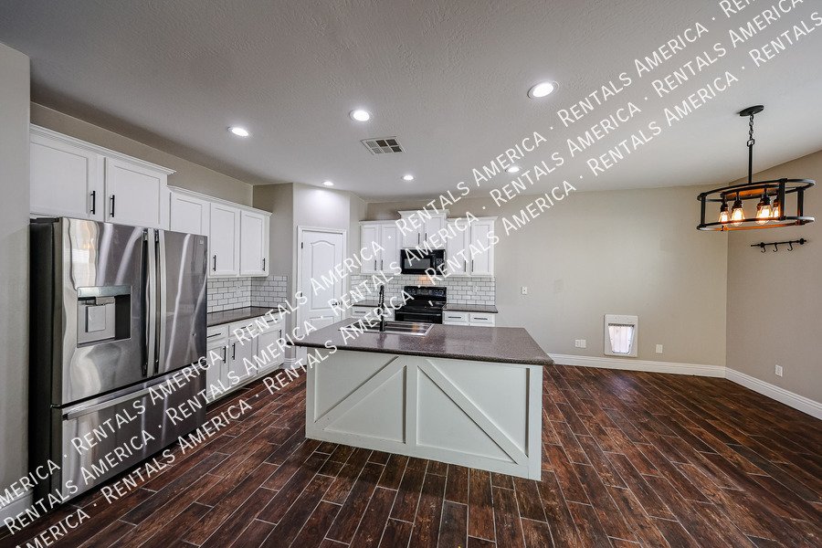 Great home in gated community! property image