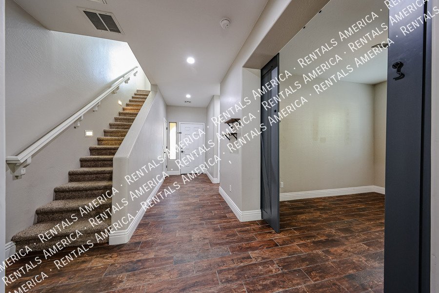 Great home in gated community! property image