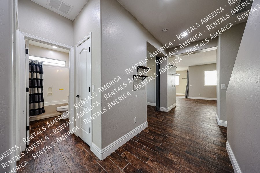 Great home in gated community! property image