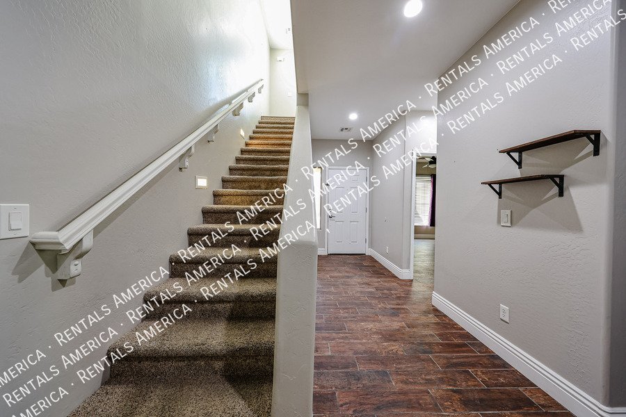 Great home in gated community! property image