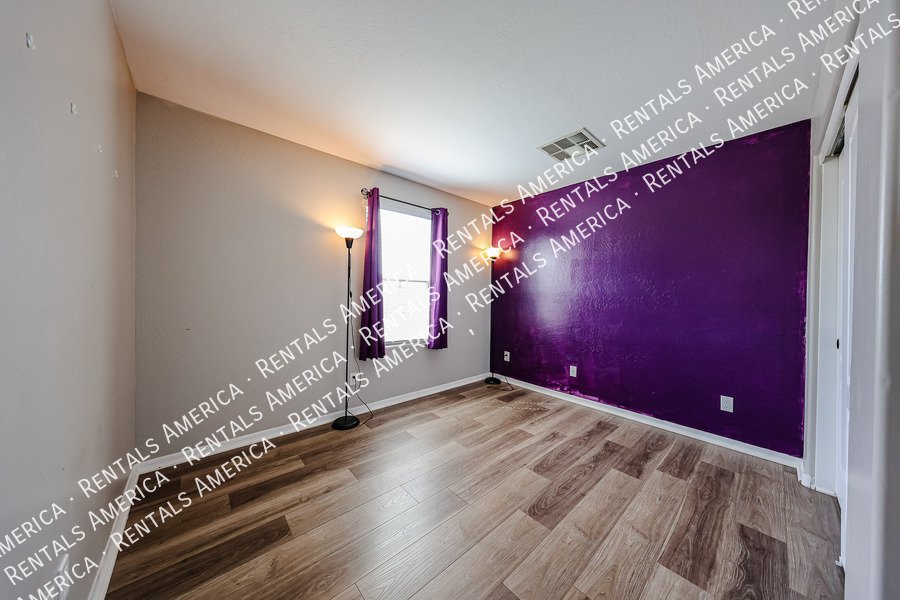 Great home in gated community! property image