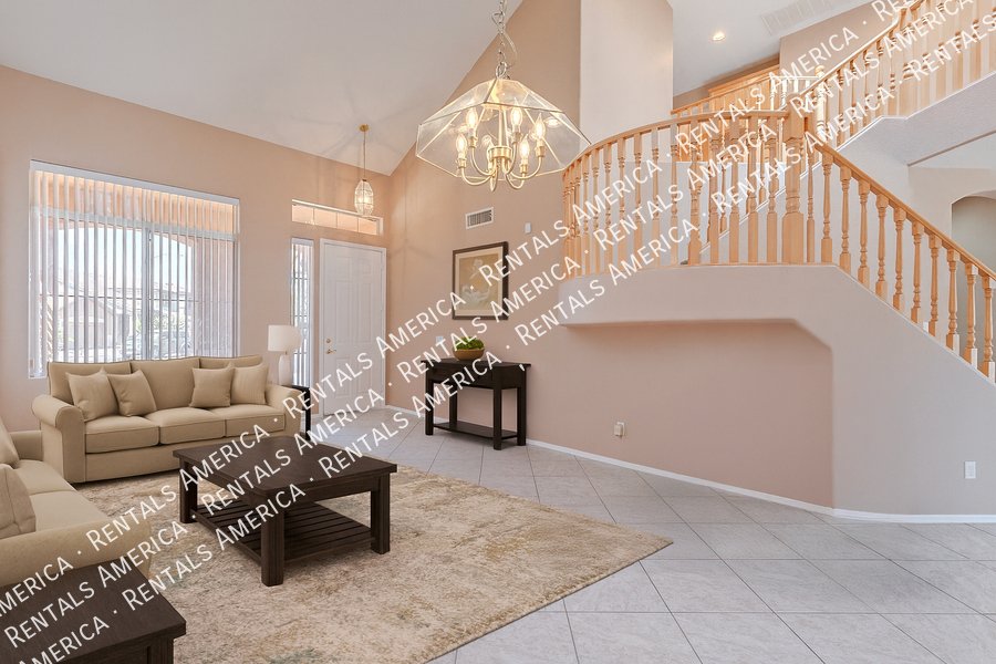 3 Bedroom with a pool! property image