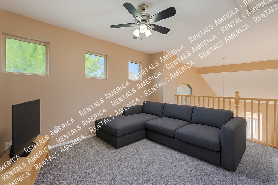 3 Bedroom with a pool! property image