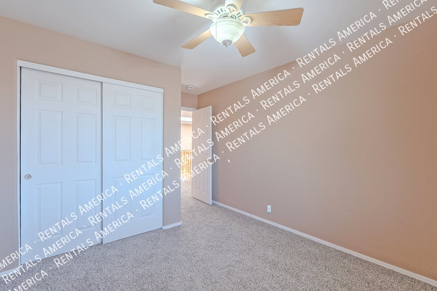 3 Bedroom with a pool! property image