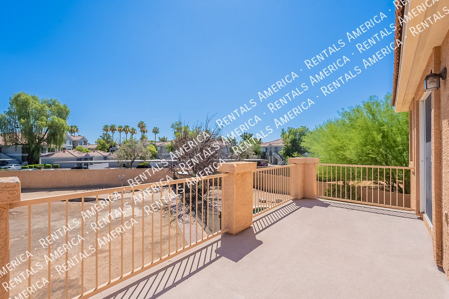 3 Bedroom with a pool! property image