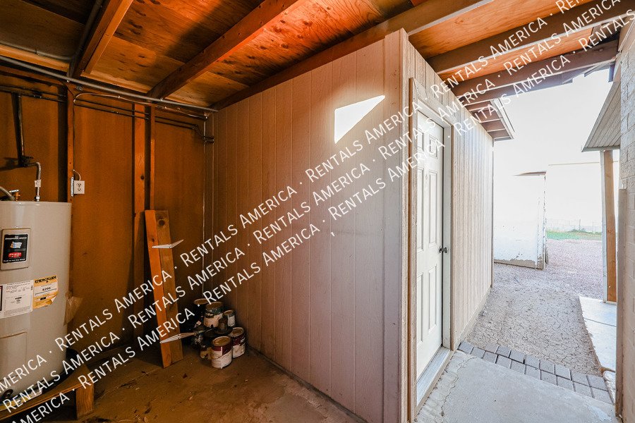 Wonderful, 3BR/2BA Home in Metro Phoenix w/ No HOA! property image