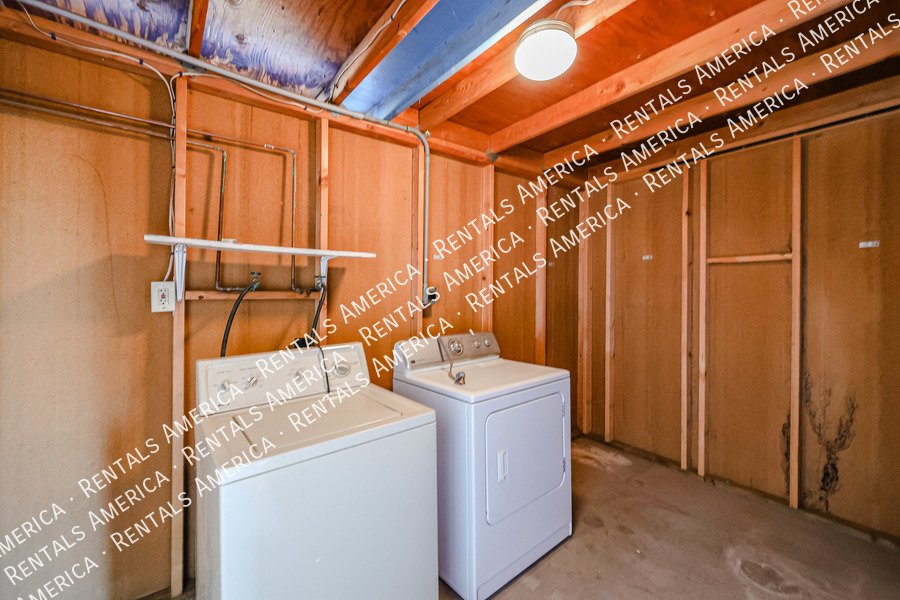 Wonderful, 3BR/2BA Home in Metro Phoenix w/ No HOA! property image