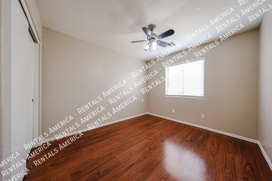 Large 4bed 2bath in Silverthorn Estates property image