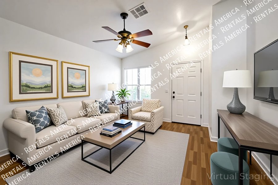 Beautiful 3 bedroom home with pool service included!!! property image