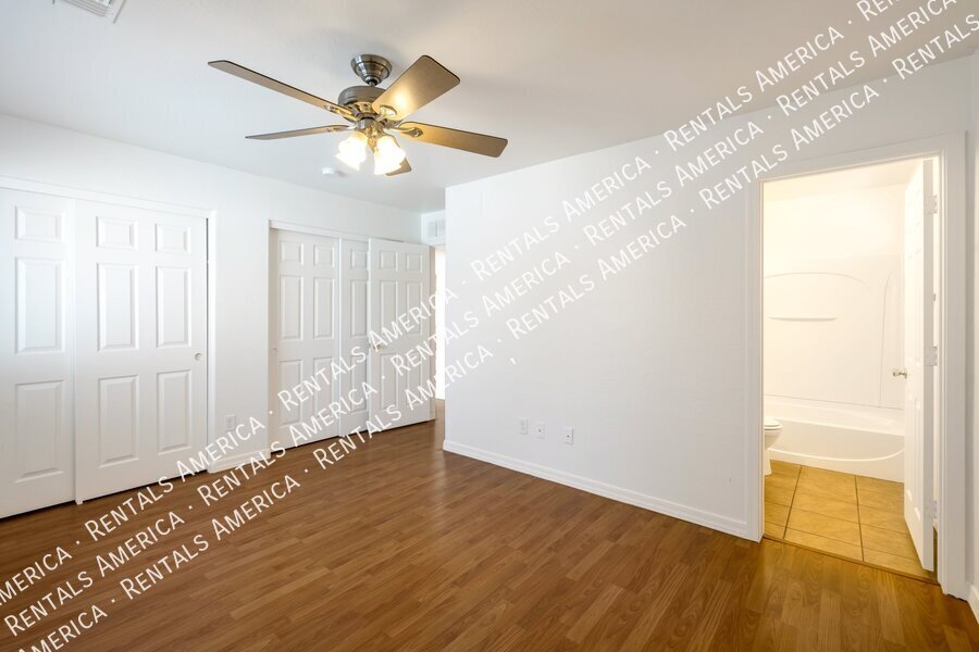 Beautiful 3 bedroom home with pool service included!!! property image