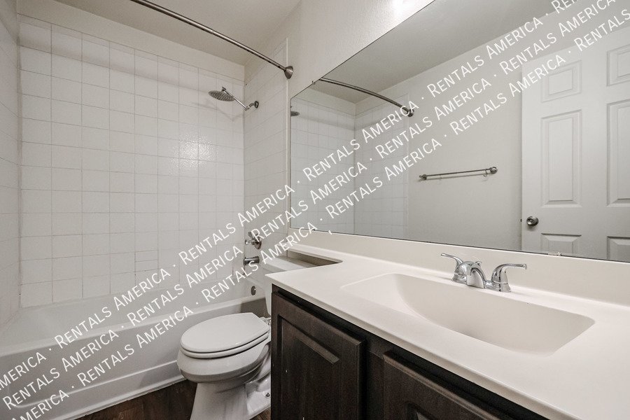 AVAILABLE SOON!! 2-Bedroom, 2 Bath Condo property image