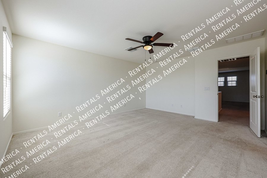 Remarkable newer home with 4 bed / 3 bath in Glendale!!! property image