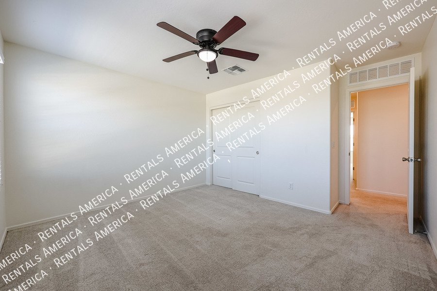 Remarkable newer home with 4 bed / 3 bath in Glendale!!! property image