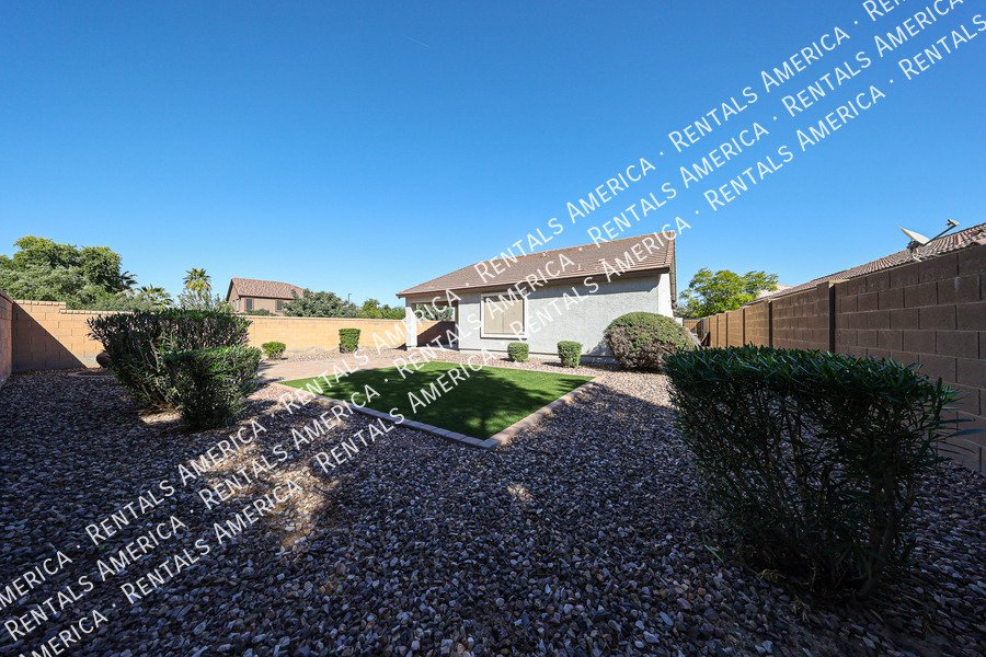 MOVEIN SPECIAL  3-bedroom 2 bath in Power Ranch property image