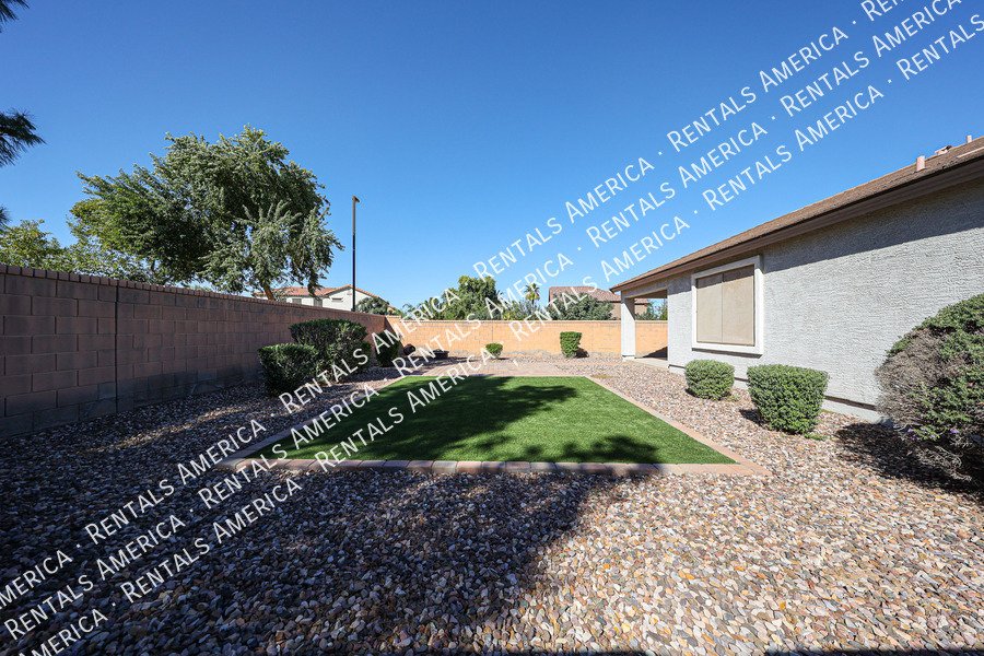 MOVEIN SPECIAL  3-bedroom 2 bath in Power Ranch property image