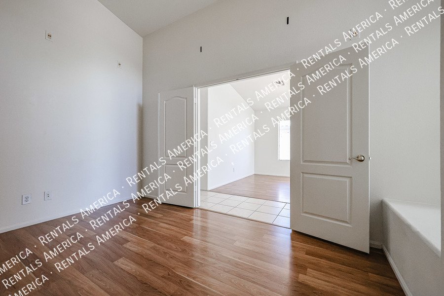 3 bedroom 2 bath in Chandler property image