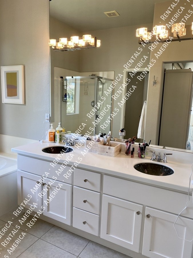 Stunning Scottsdale Condo property image