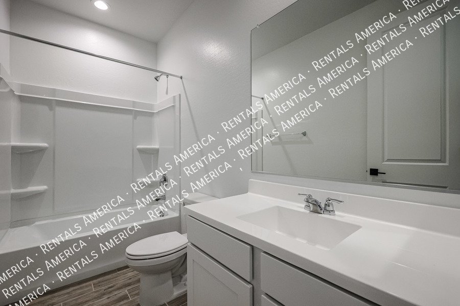 Upgraded 3 Bedroom Home in Eastmark!!! property image