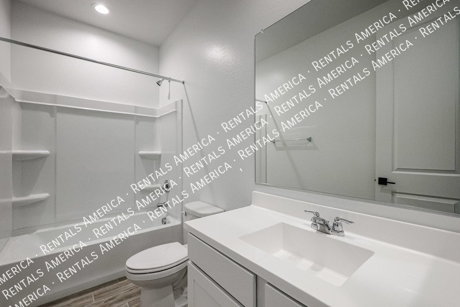 Upgraded 3 Bedroom Home in Eastmark!!! property image