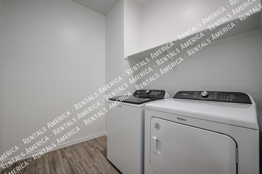 Upgraded 3 Bedroom Home in Eastmark!!! property image